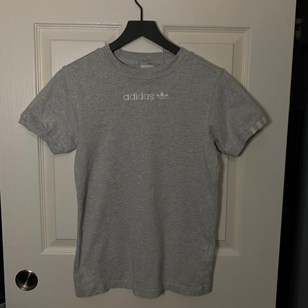 Adidas tee